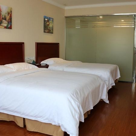 Greentree Inn Guangdong Shenzhen Huaqiangbei Express Hotel Exterior foto